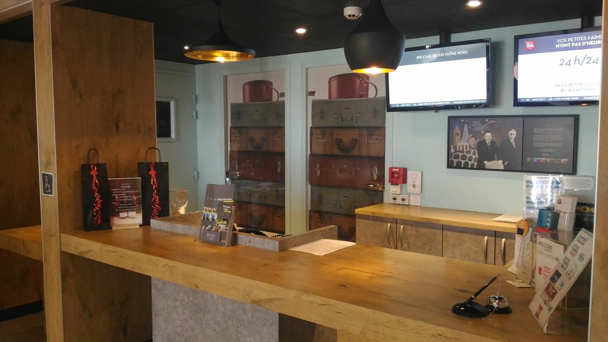 Ibis Chalon Sur Saone Nord Hotel Ngoại thất bức ảnh