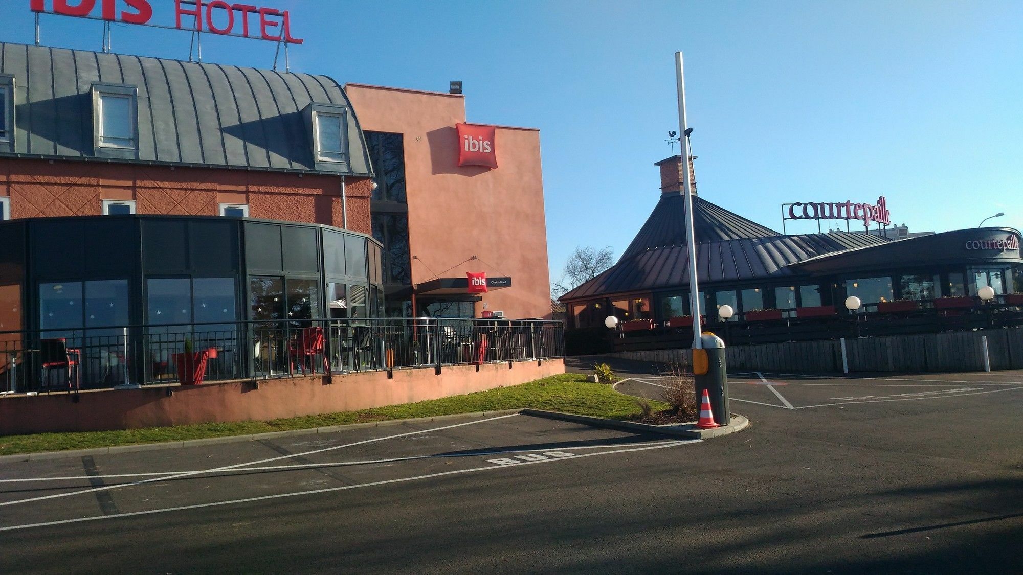 Ibis Chalon Sur Saone Nord Hotel Ngoại thất bức ảnh